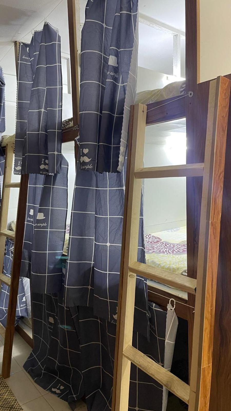 Royal House Capsule Hotel ดูไบ ภายนอก รูปภาพ