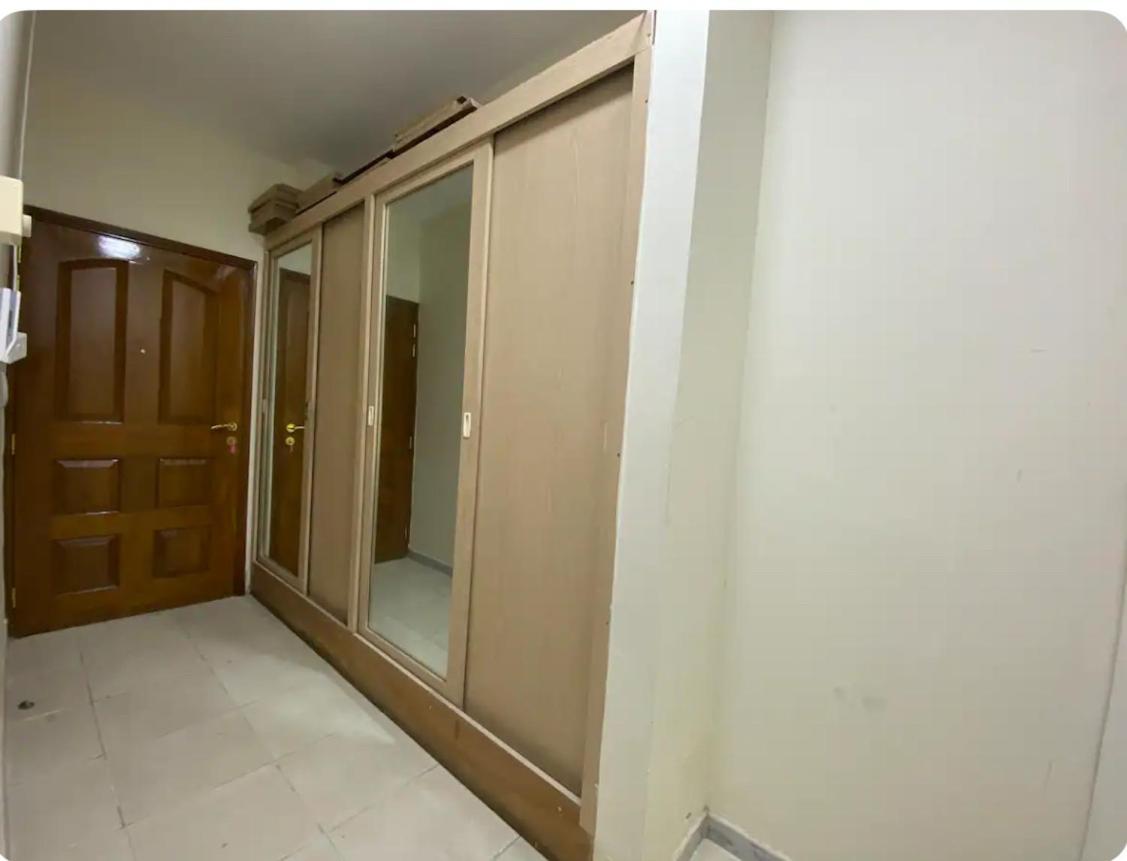 Royal House Capsule Hotel ดูไบ ภายนอก รูปภาพ